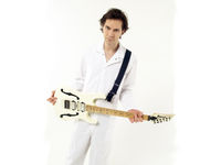 Video tutorial: Killer licks with Paul Gilbert part 1
